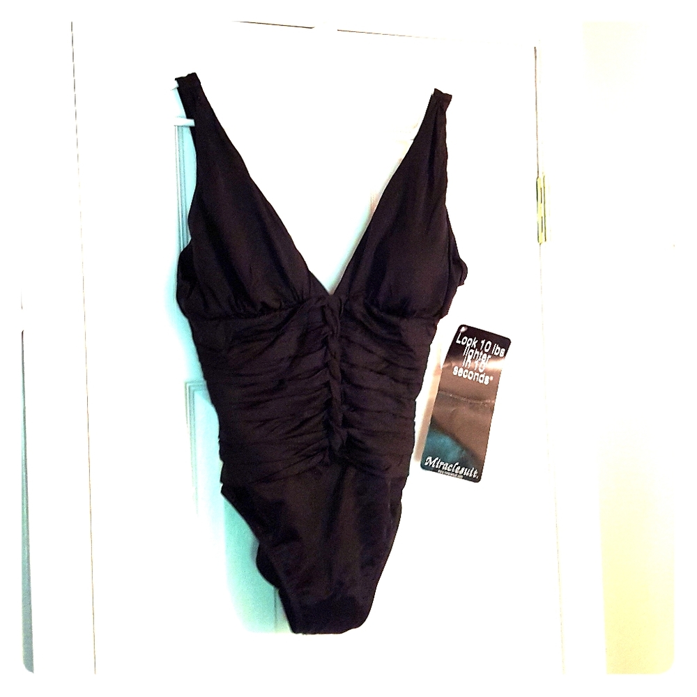 NWT MIRACLESUIT women's bathing suit size 16